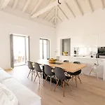 Villa Nupadi